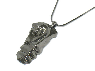 Fragment of memory metal face necklace