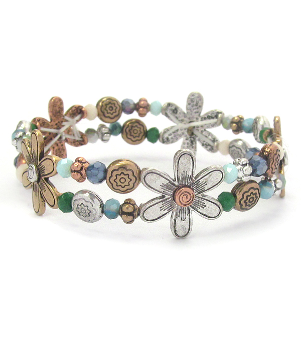 Vintage rustic metal stretch bracelet - flower