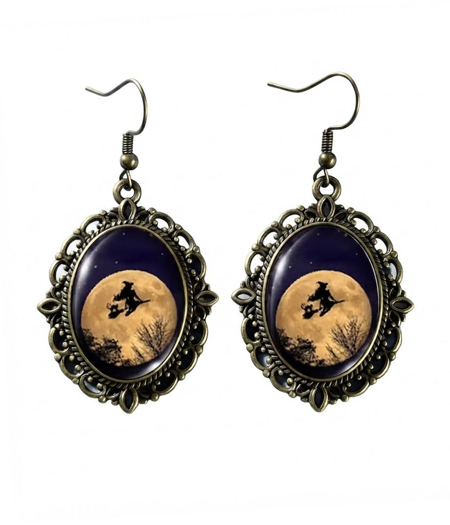 Halloween theme earring - witch on broom
