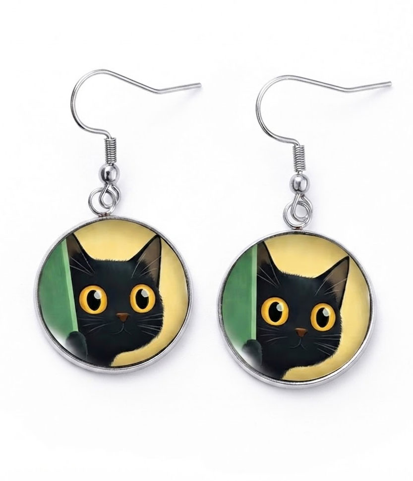 Black cat roung earring
