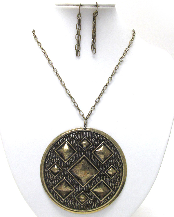 Large metal art metalion pendant long chain necklace earring set