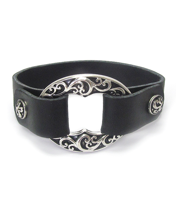 Designer textured oval and snap on leather bracelet
