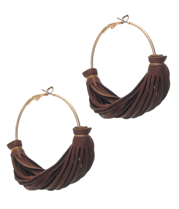 TWIST LEATHER HOOP EARRING