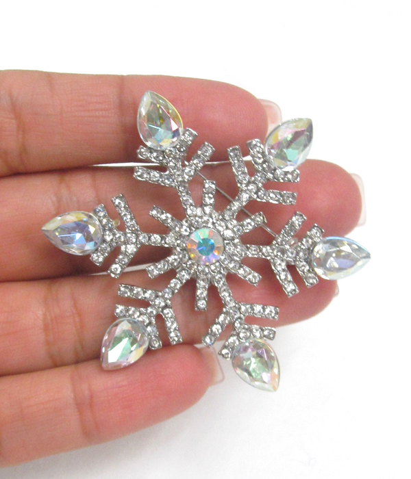 Crystal snow flake brooch or pin