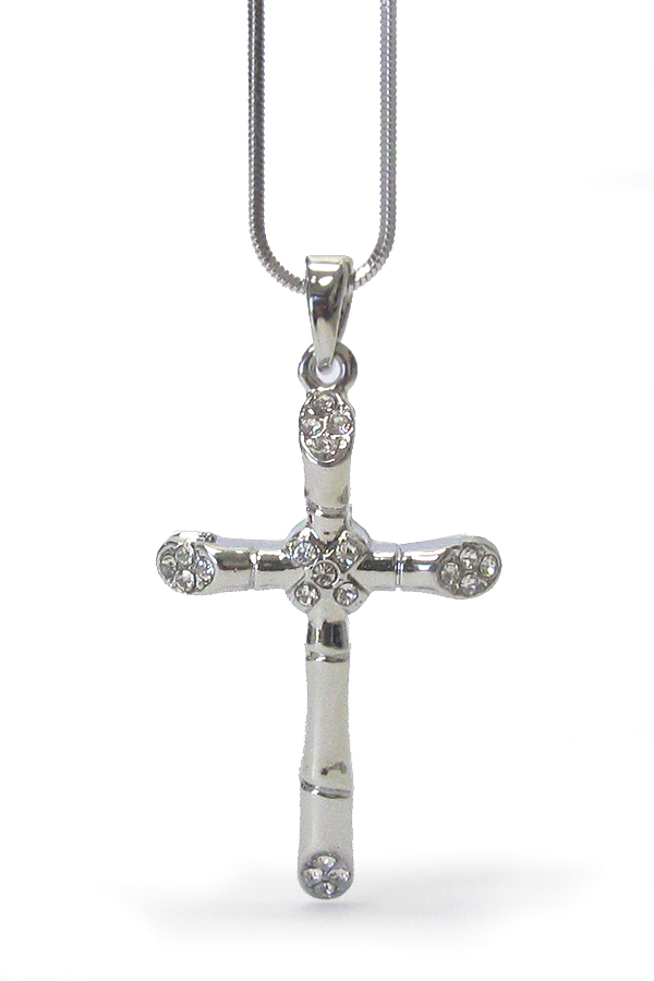 WHITEGOLD PLATING CRYSTAL CROSS PENDANT NECKLACE