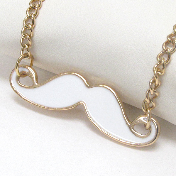 PREMIER ELECTRO PLATING EPOXY DECO MUSTACHE PENDANT NECKLACE