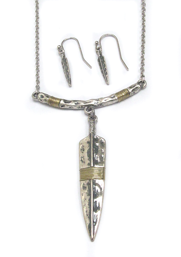 Wire wrap arrow necklace set