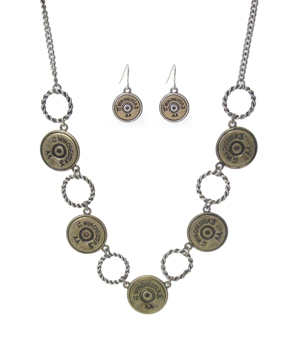 Multi bullet link necklace set