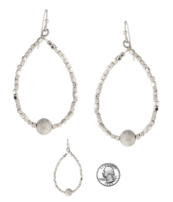 Metal seedbead teardrop earring