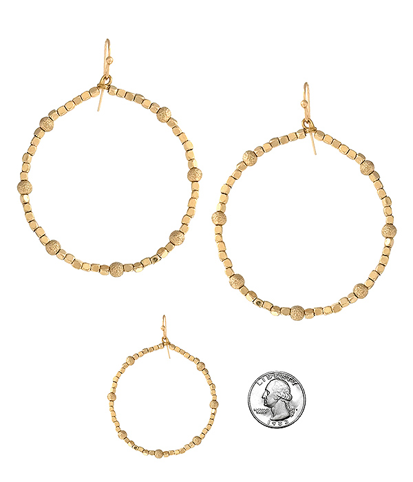 Metal seedbead hoop earring