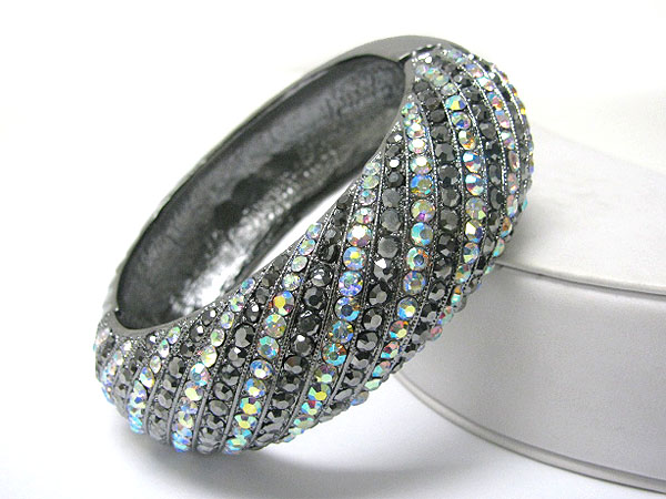 Luxury class crystal stud plain metal hinge bangle