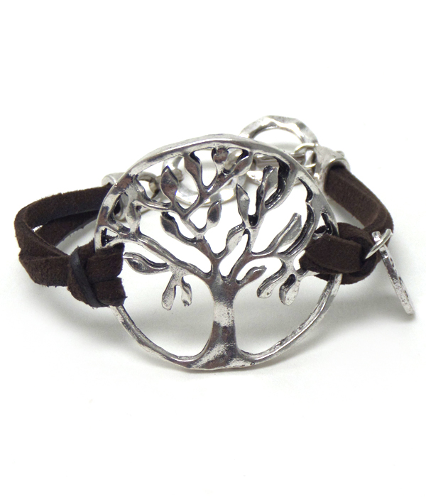 Hammered metal tree of life toggle bracelet