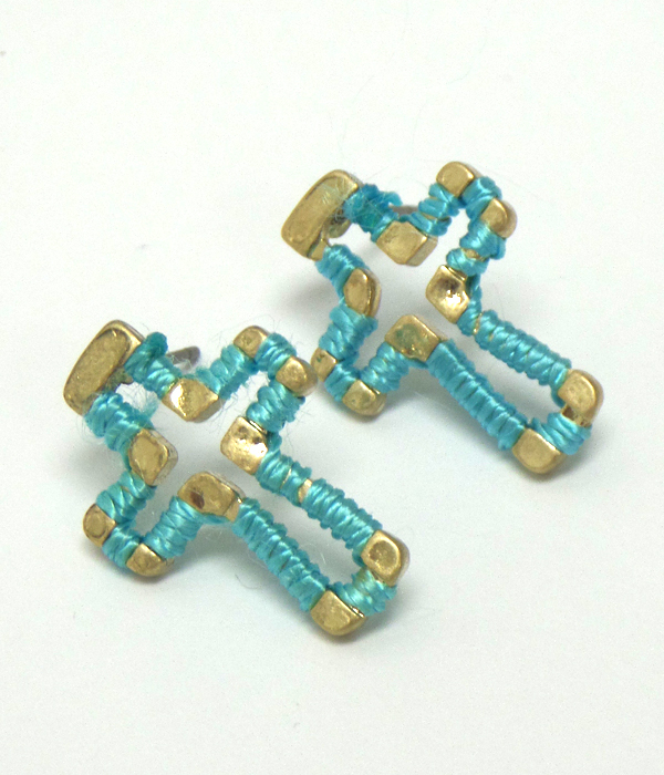Stud cut out cross earrings