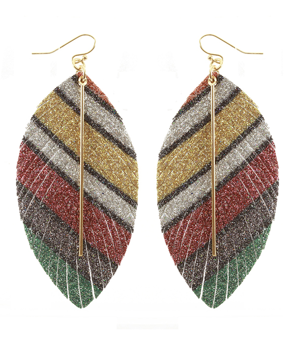 FAUX LEATHER GLITTER FEATHER AND METAL BAR DROP EARRING