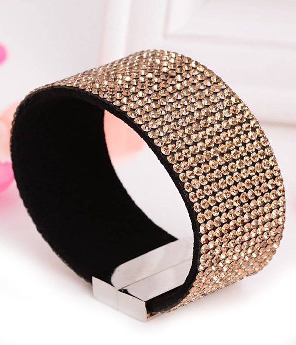 Crystal loom band magnetic buckle bracelet