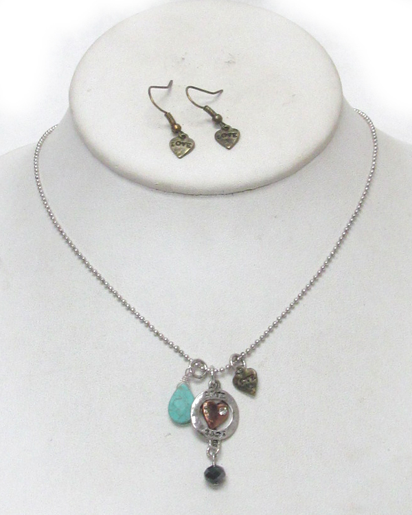 Heart disk pendant necklace set - love
