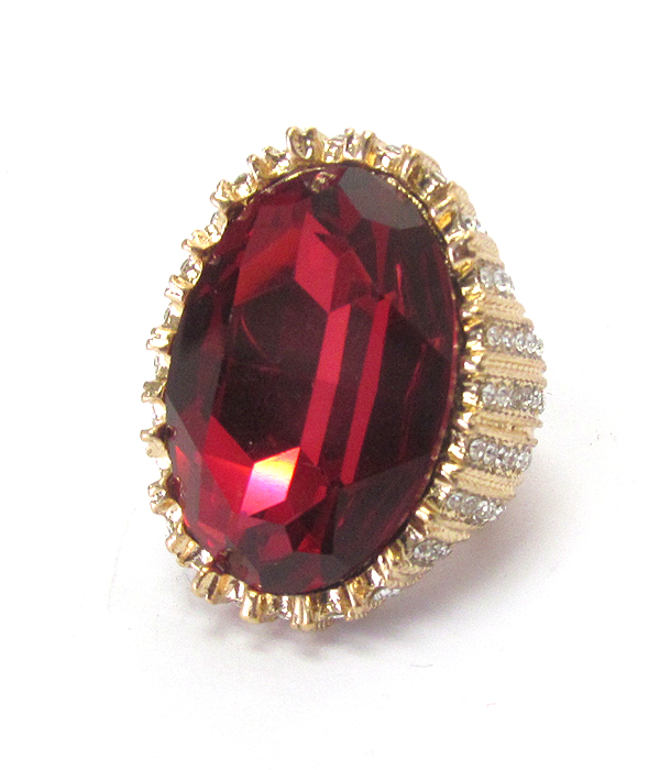 Facet glass and crystal stretch cocktail ring