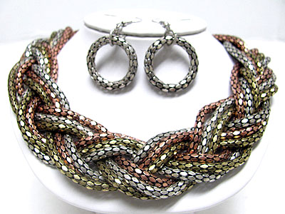 BRADIED TRIPLE CHUBBY CHAIN LINK NECKLACE EARRING SET