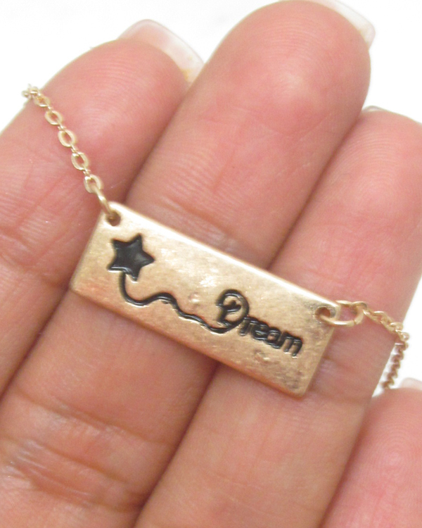 Dream plate pendant necklace