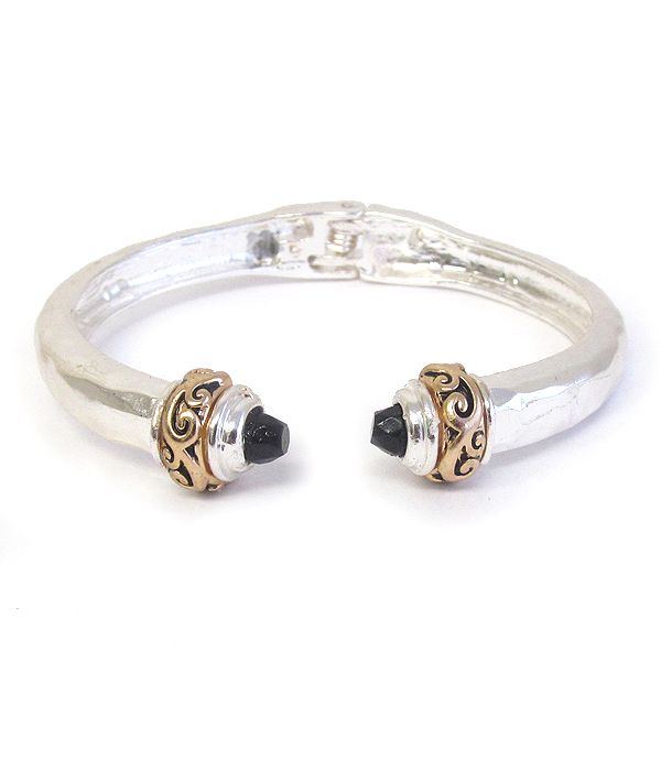 Designer textured hinge bnagle bracelet