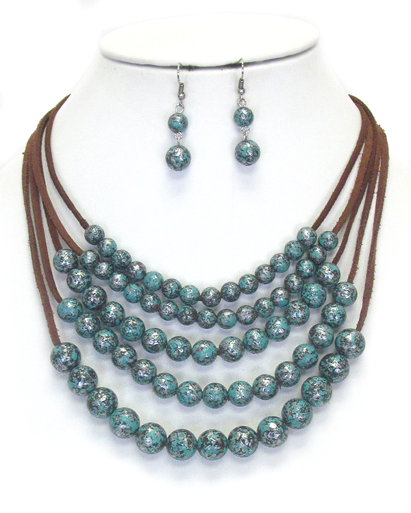 Multi suede layer patina ball necklace set