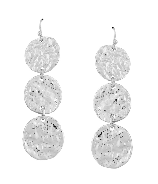 HAMMERED METAL TRIPLE DISC DROP EARRING