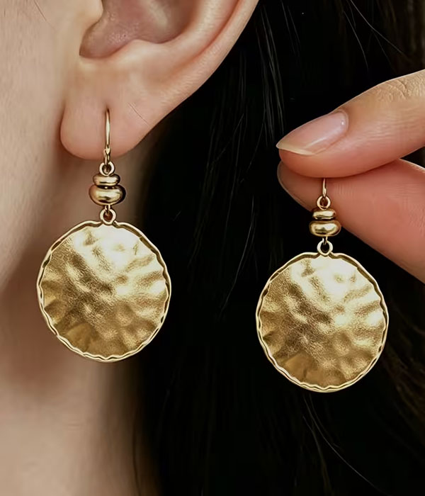 Hammered metal disc earring