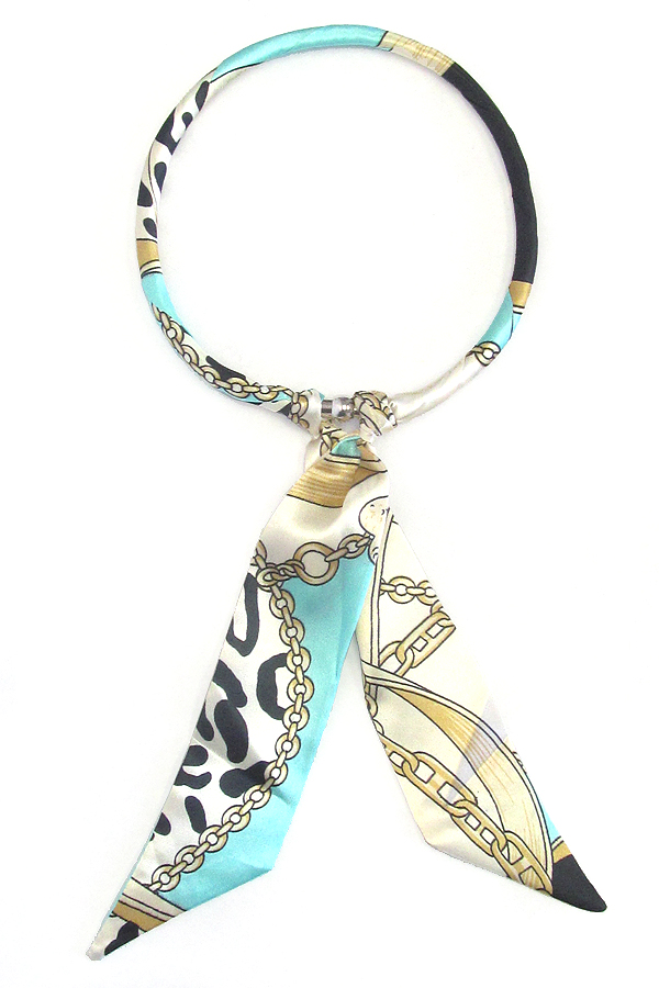Fabric tie magnetic closure front choker necklace or bracelet in one