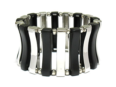 Tall metal and acryl stick stretch bracelet