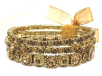 Noblesse style triple line stone paved elastic bracelet 