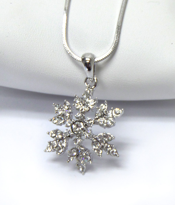 Made in korea whitegold plating crystal snowflake necklace