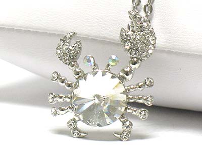 Crystal stud crab pendant necklace