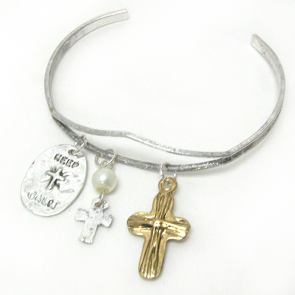 Hammered cross mix charm bangle bracelet