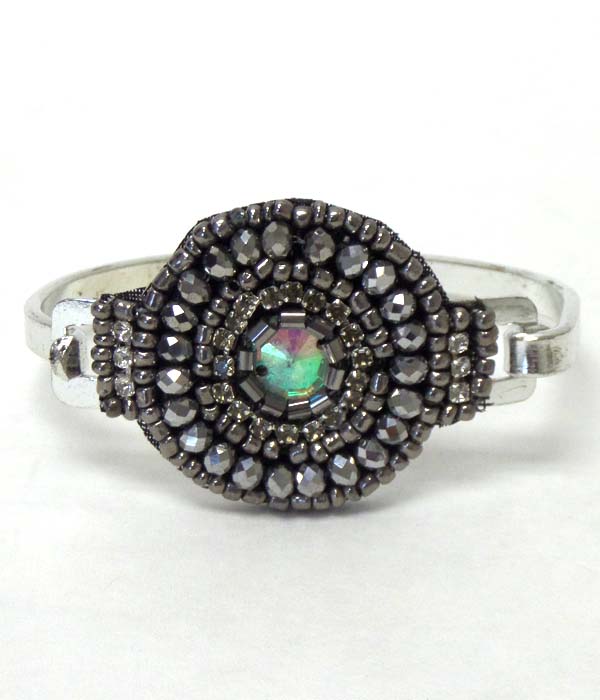 Layer stones with hook bracelet