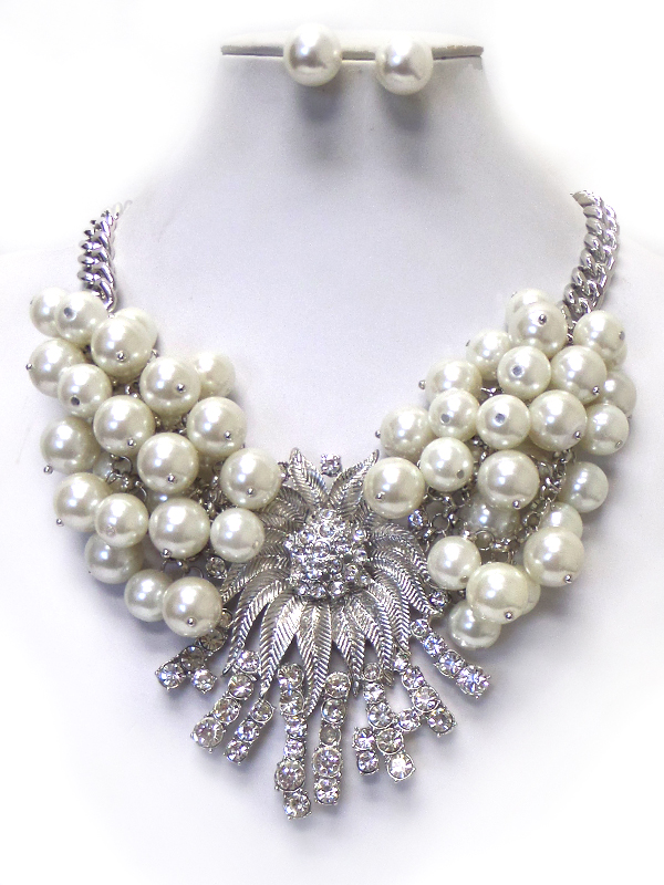 Crystal center flower and multi pearl dangle necklace set