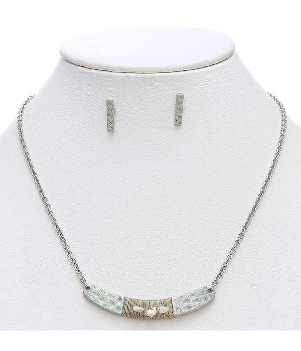 Handmade wire wrap and chipstone metal bar necklace set