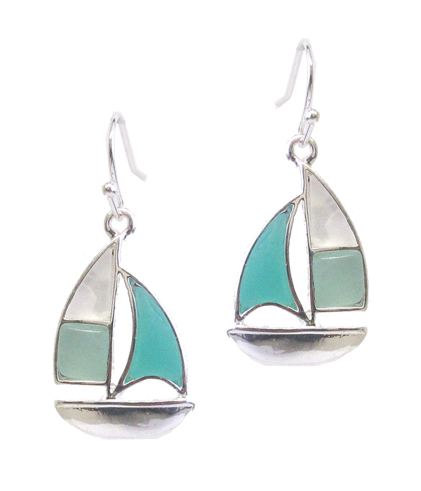 SEALIFE THEME SEA GLASS EARRING - BOAT