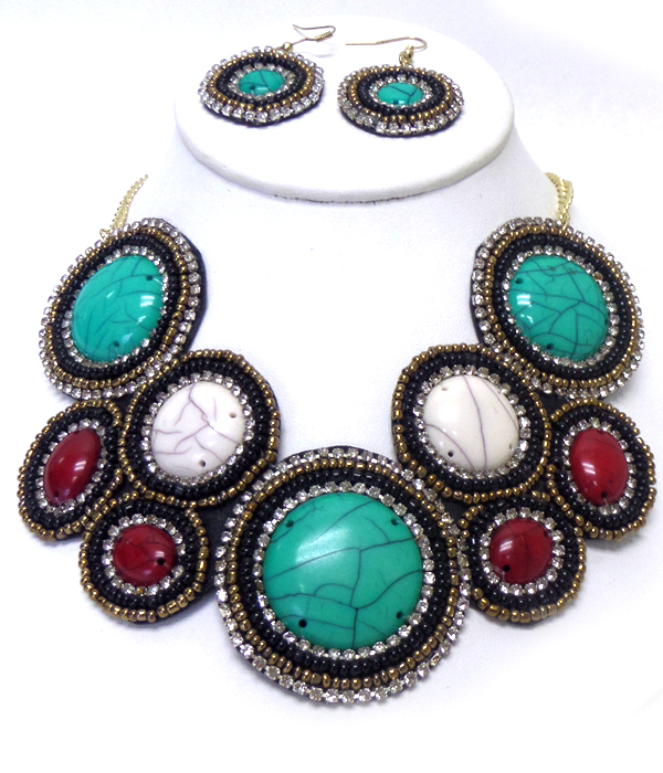 Tribal look stones with beaded borders necklace set 