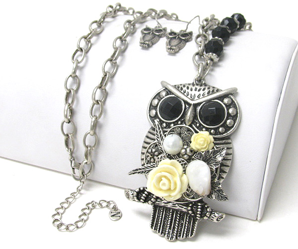 Flower deco owl pendant long chain necklace earring set