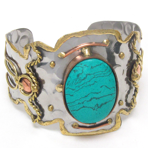 Handmade metal art bangle bracelet - 100% brass