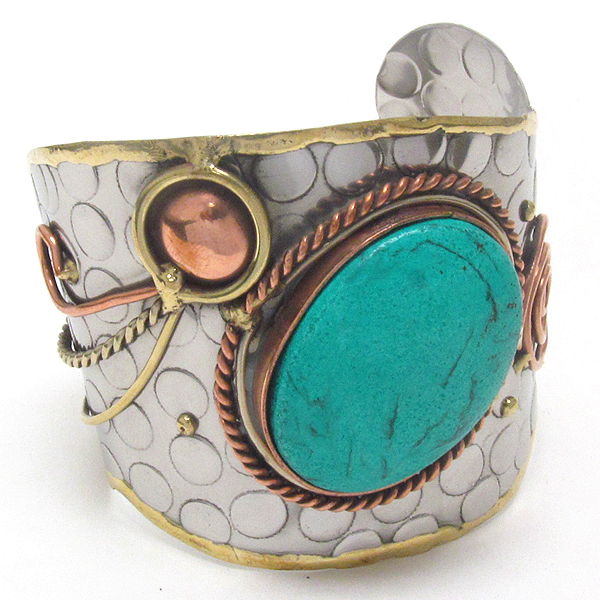 Handmade metal art bangle bracelet - 100% brass