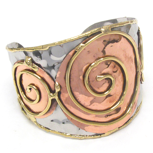 Handmade metal art bangle bracelet - 100% brass