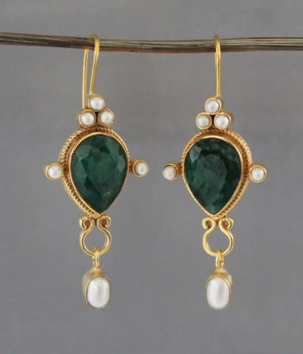 Vintage facet teardrop earring