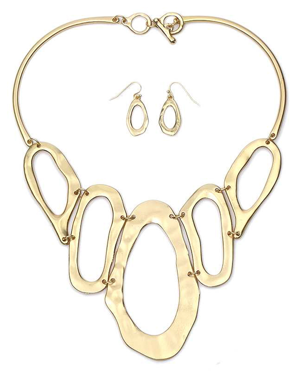 Hammered and natural shape disk link half chocker necklace set