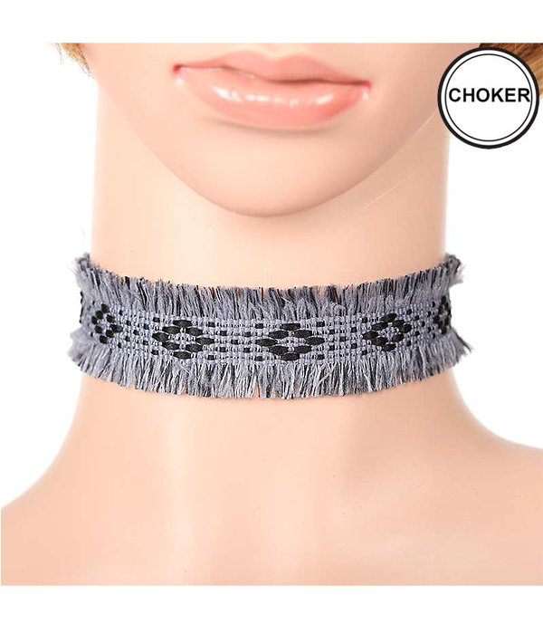 DIAMOND PATTERN FABRIC CHOKER NECKLACE