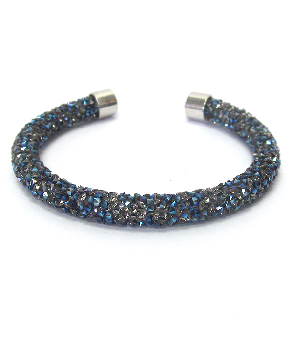 Multi crystal and glass bracelet