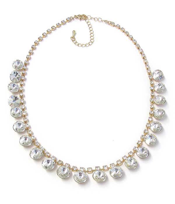 Multi facet glass dangle necklace