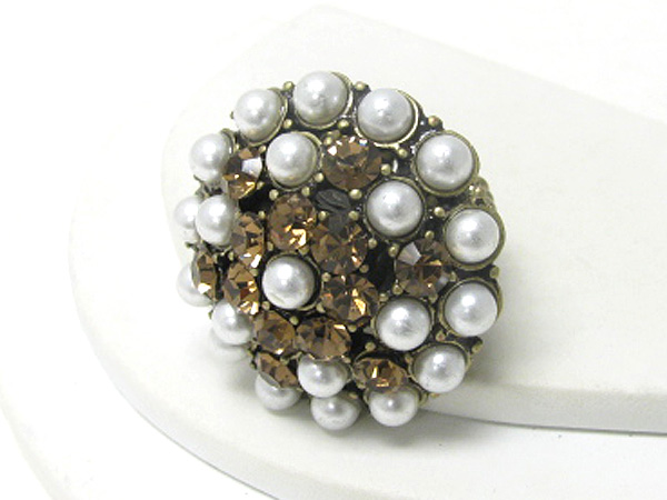 Pearl and crystal stud round stretch ring