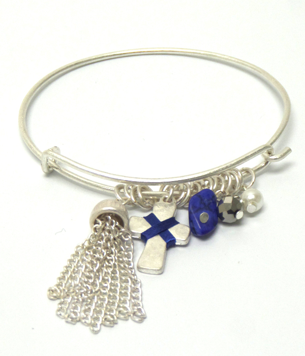 Hammered and thread cross and tassel hook wire bracelet