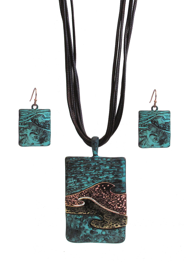 METAL PLATE PENDANT CORD NECKLACE SET - WAVE